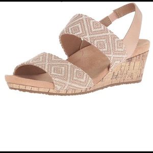 👡LifeStride Soft Cork Marcela Wedge 2.5” Sandals